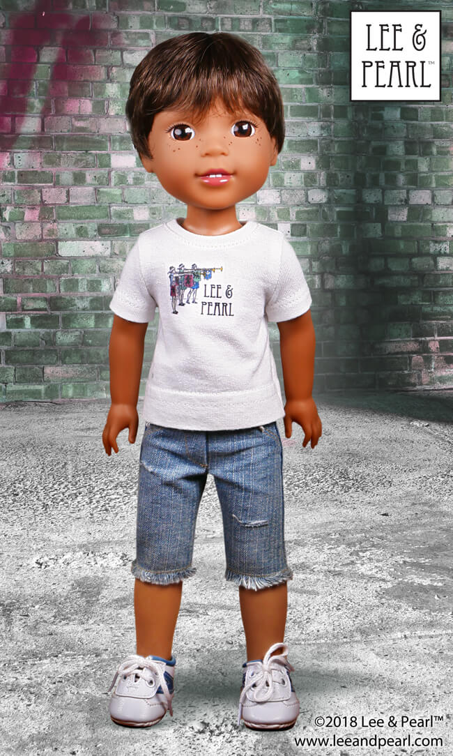 It's the perfect wardrobe basic, now lovingly redesigned for A Girl for All Time dolls and Wellie Wisher and similar dolls — as well as American Girl dolls. Introducing Lee & Pearl Pattern 1001: Unisex T-Shirts for 18 inch, 16 inch and 14 1/2 inch dolls. Make great relaxed fit t-shirts with V-neck or crew lie-flat collars and carefully drafted slender sleeves in two lengths, perfect for layering under anything you like. Find this great basics pattern in the Lee & Pearl Etsy store.