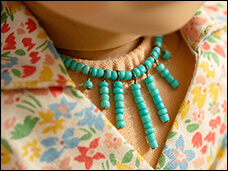 With the techniques and tools we feature in the Lee & Pearl Introduction to Jewelry Making for Vinyl Play Dolls eBook, when you see a style that you like, you can recreate it for yourself or your dolls. Follow along as we show you how we turned a Pinterest inspiration image into this turquoise sunburst choker for 18 inch American Girl® dolls!