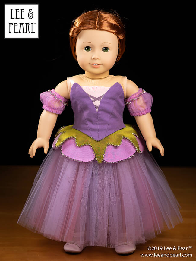 We are thrilled to announce the release of Lee & Pearl Pattern 1074: Mix-and-Match Ballet Costume Accessories — Tutu Plates, Sleeve Ruffles and Sleeve Puffs for 18 Inch American Girl dolls. This versatile pattern is the perfect complement to our popular Ballet Performance patterns, and the perfect way to accessorize your doll’s dance costumes — even purchased tutus!