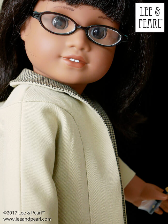 Perfect for vintage lovers! Sew up stunning 60s style for your dolls with our Pattern 1964: Darling Doris 1960s Ladies’ Suit for 18 Inch American Girl dolls. Find this gorgeous pattern in the Lee & Pearl Etsy store at https://www.etsy.com/listing/563966589/lp-1964-darling-doris-1960s-ladies-suit