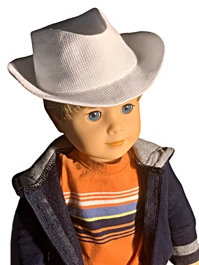 Look Who’s Making … Lee & Pearl Pattern 2023: The Fedora Hat for Dolls! We’re so excited about all the wonderful hats our friends are making for their dolls using this pattern — our current exclusive pattern for L&P mailing list subscribers. Want your own copy of this unique, versatile pattern? Join the Lee & Pearl mailing list at www.leeandpearl.com to get Pattern 2023 as our FREE gift!
